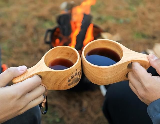 户外露营喝咖啡,你会选择哪种咖啡杯呢图1